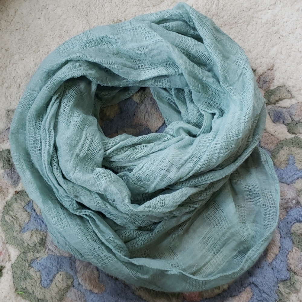 Teal infinity scarf